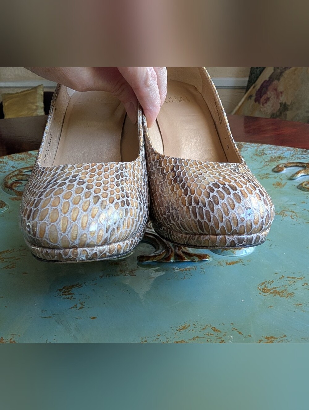 Stuart Weitzman Women’s Neutral Snakeskin Pattern High Heel Shoes Size 7M - Picture 4 of 12